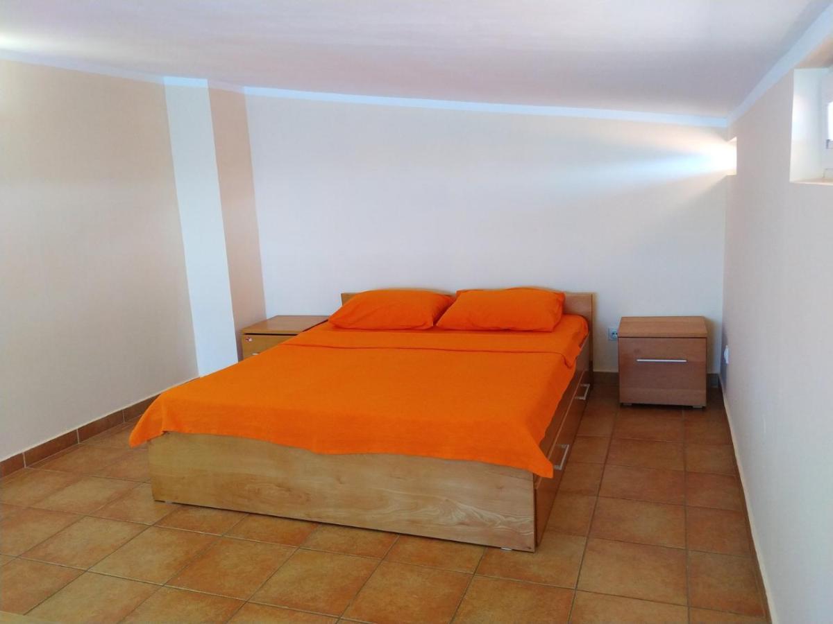 Apartmani Orange Dreams Sutomore Bagian luar foto