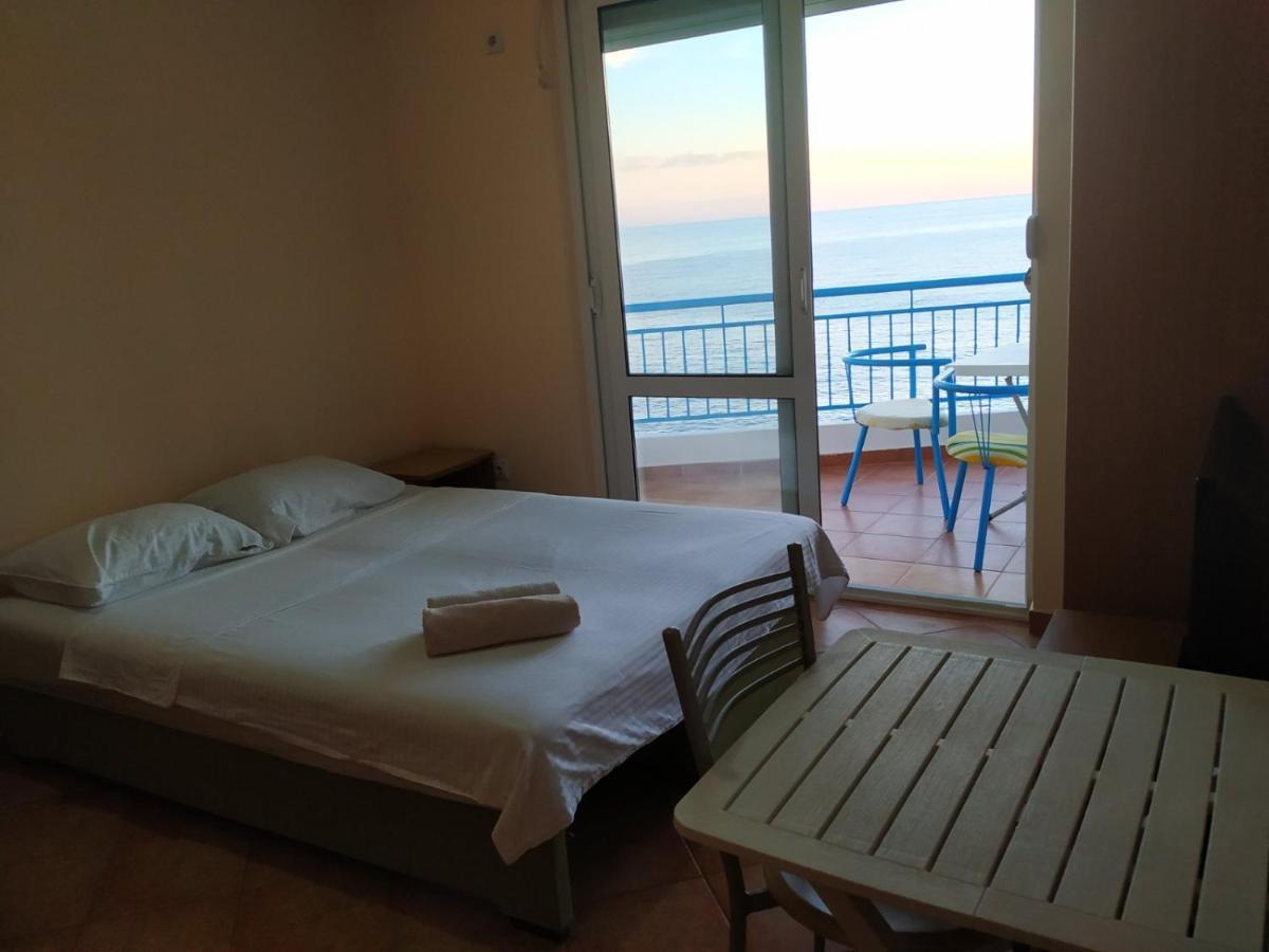 Apartmani Orange Dreams Sutomore Bagian luar foto