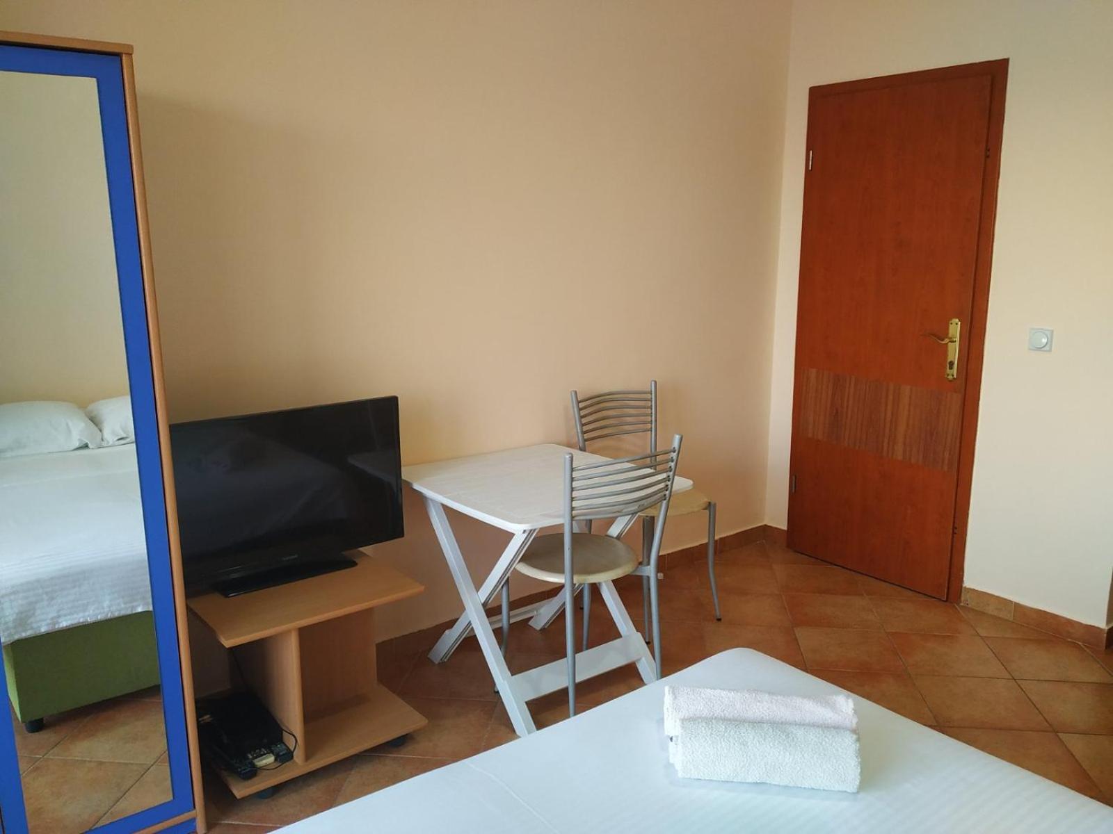 Apartmani Orange Dreams Sutomore Bagian luar foto